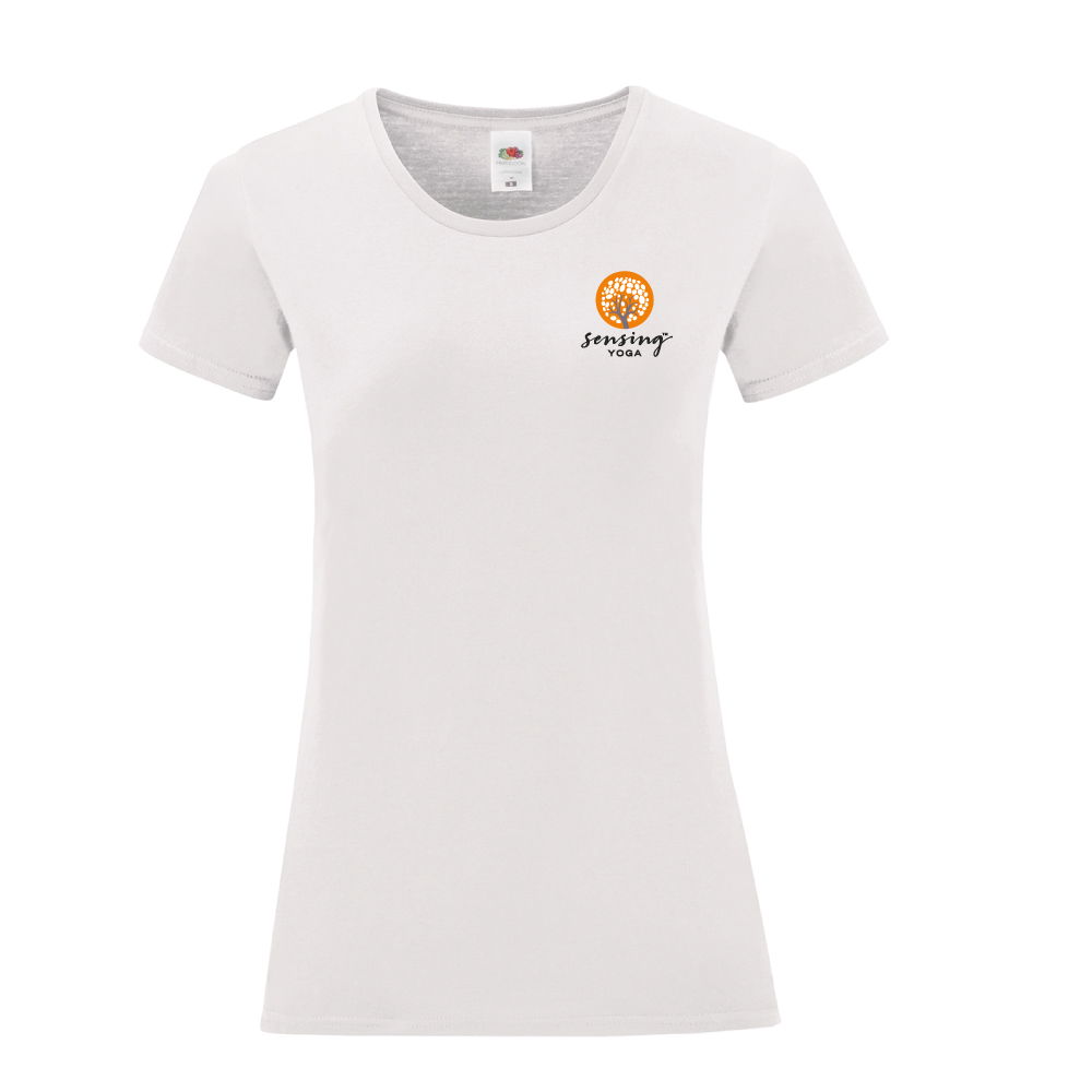T-shirt dammodell med brösttryck