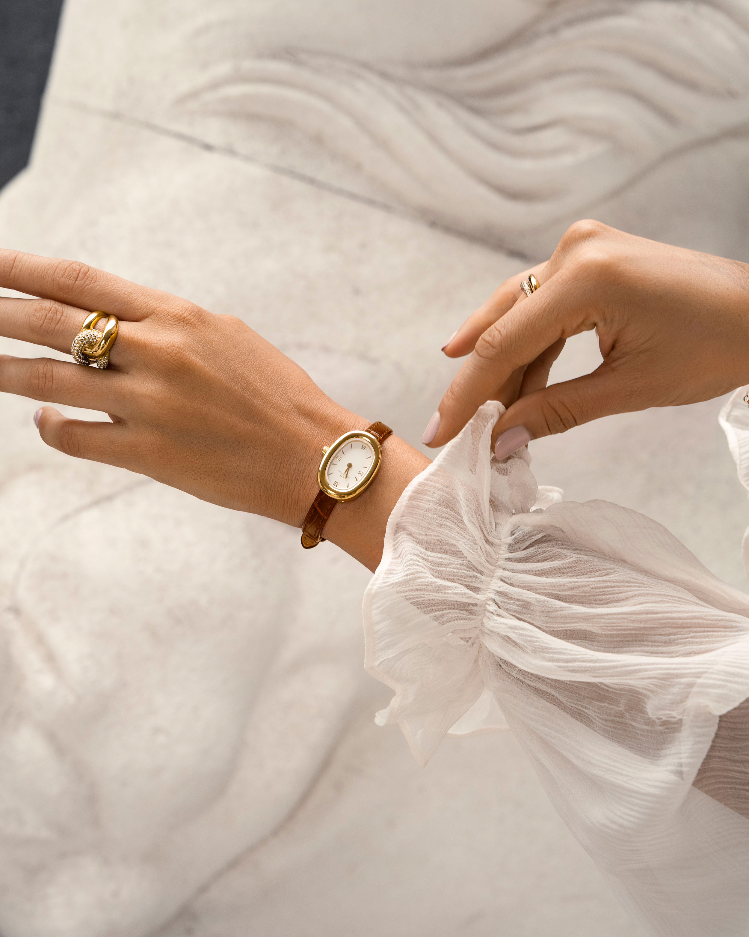 Beatrice Pavé Knut Ring Guld