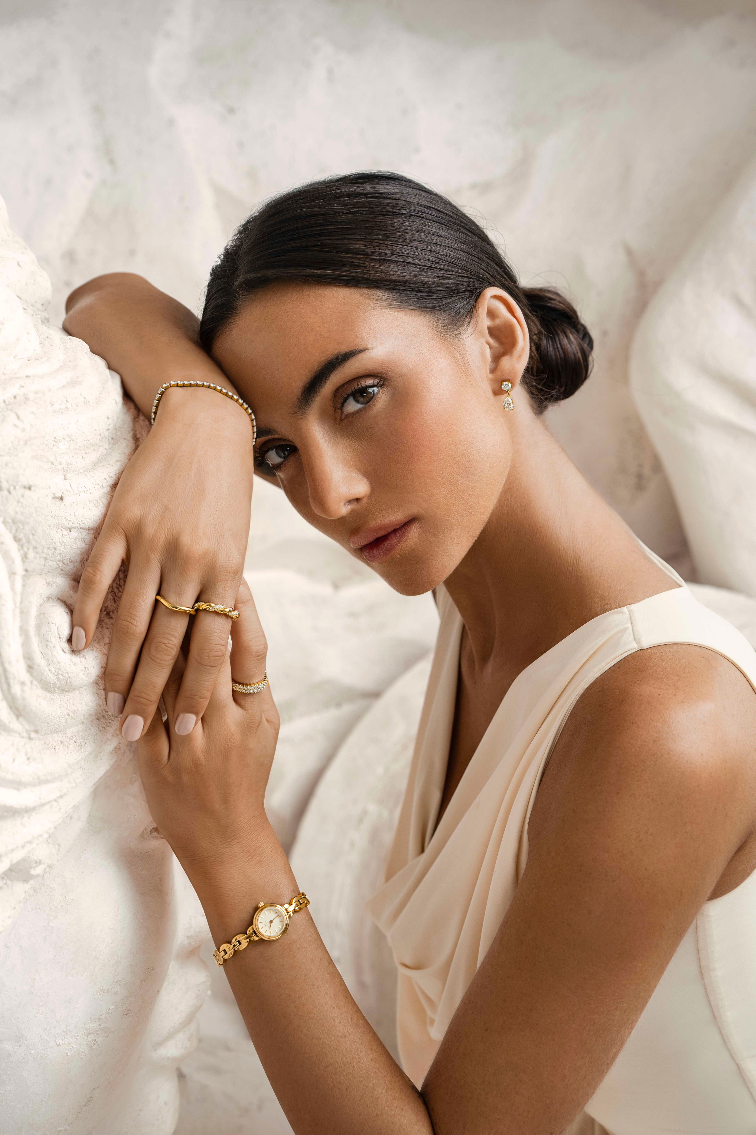 Astrid Vågig Ring Guld