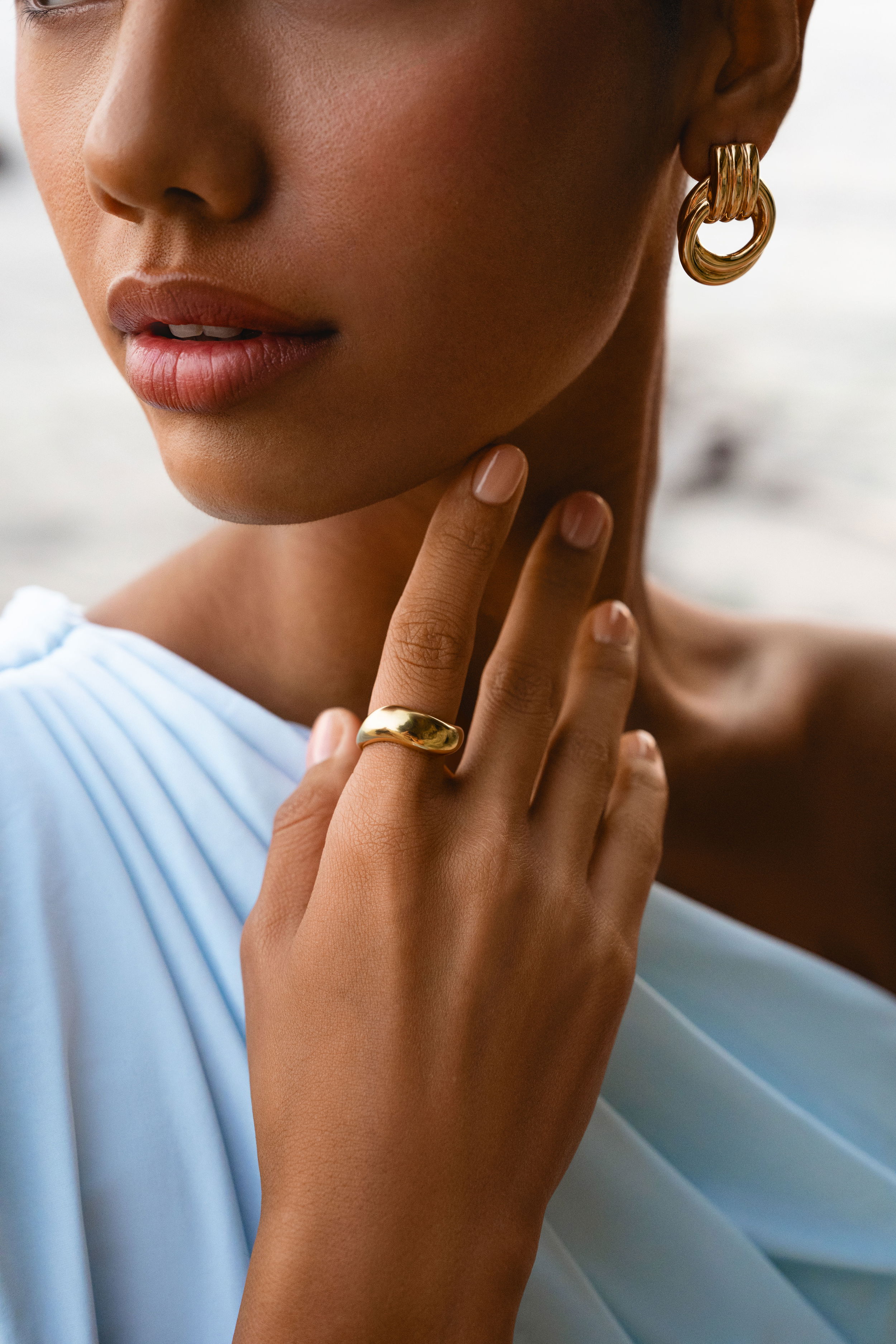 Saga Chunky Vågig Ring Guld
