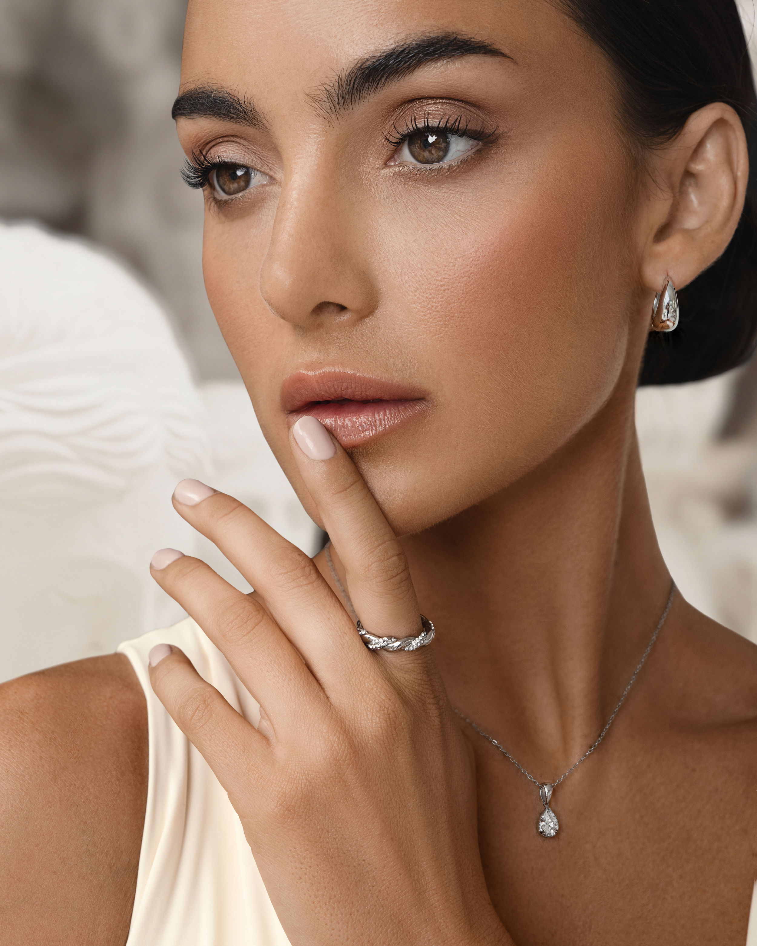 Isabella Flätad Pavé Ring Silver Ton