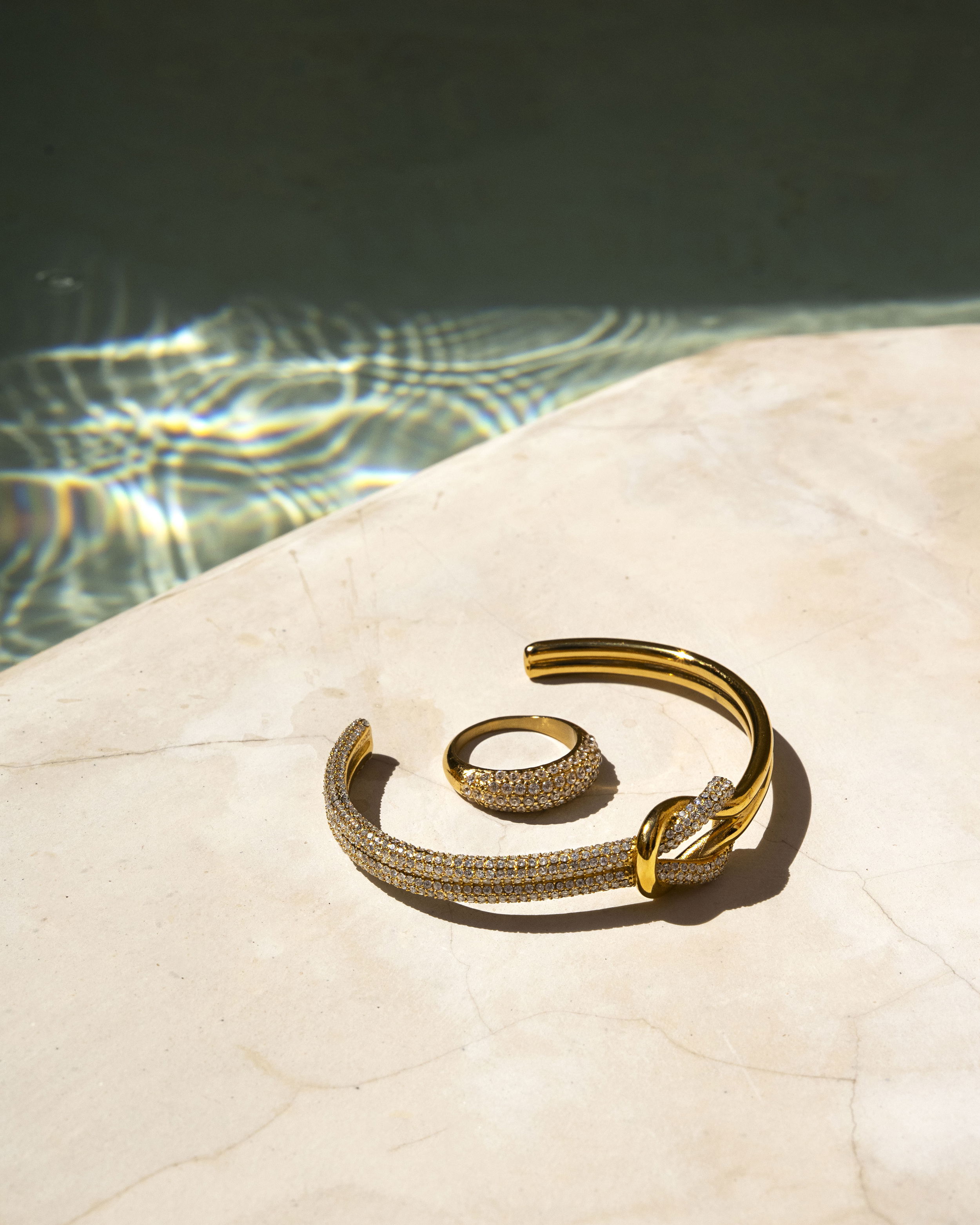 Ella Pavé Knut Armband Guld