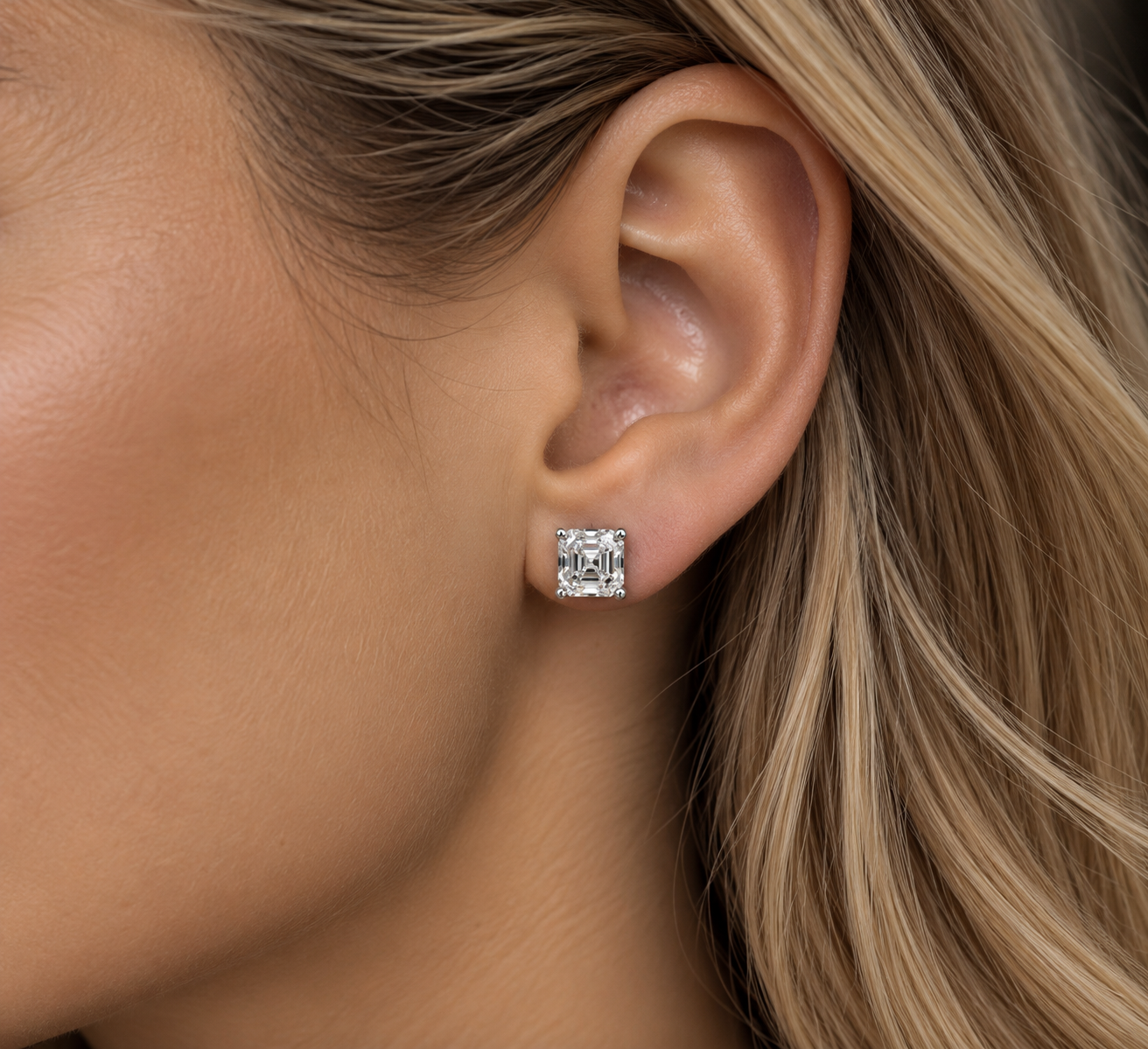 Mira Stud Asscher Örhängen